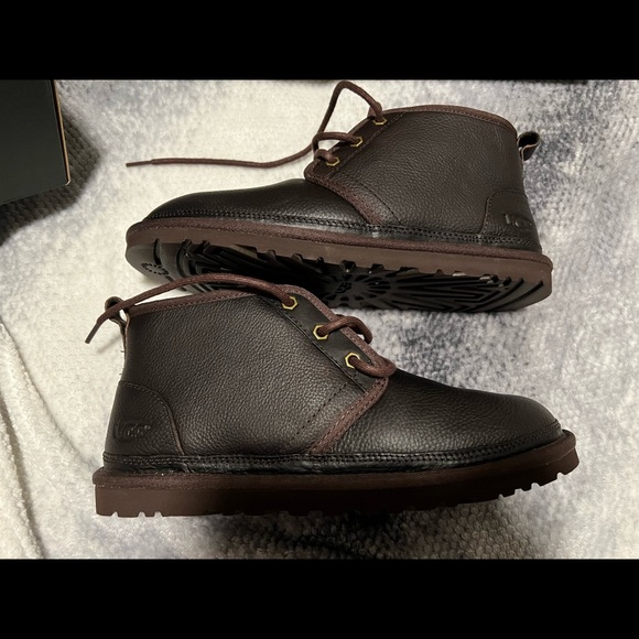 Ugg Men’s Neumel Leather Boots - Picture 5 of 12